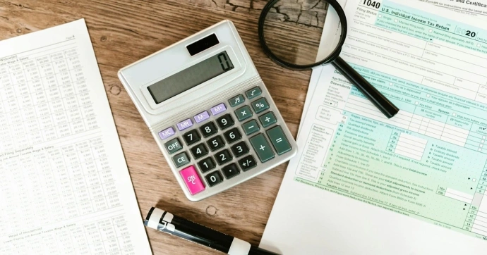 calculator and magnifying glassk